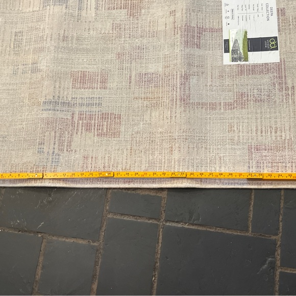 Abstract Patterned Small Area Rug - Picture 4 of 5